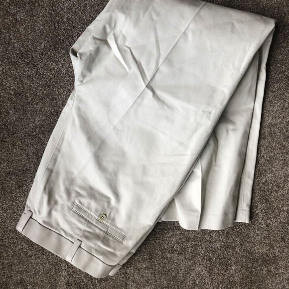 SAVANE PERFORMANCE CHINO NWT SIZE 44X32 - Picture 4 of 4